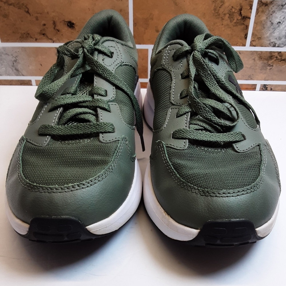 Under Armour Charged Men's Green Athletic Shoes